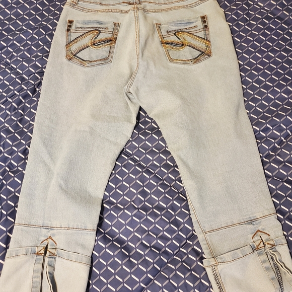 Capri - Picture 2 of 3